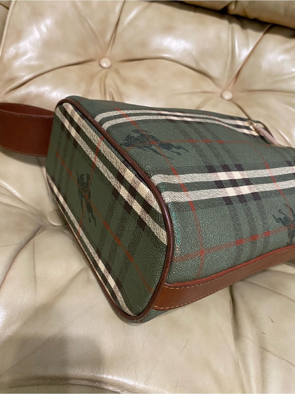 Vintage Burberry Sling Bag Drawstring Olive Haymarket Check Canvas Leather - Picture 5 of 16